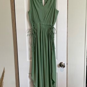 Tahari Midi dress sophisticated soft flowy romantic Cottagecore sea green Medium